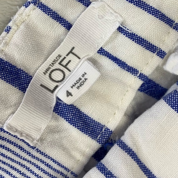 Ann Taylor LOFT White & Blue Striped Linen Blend Riviera Shorts size 4 - Picture 3 of 8